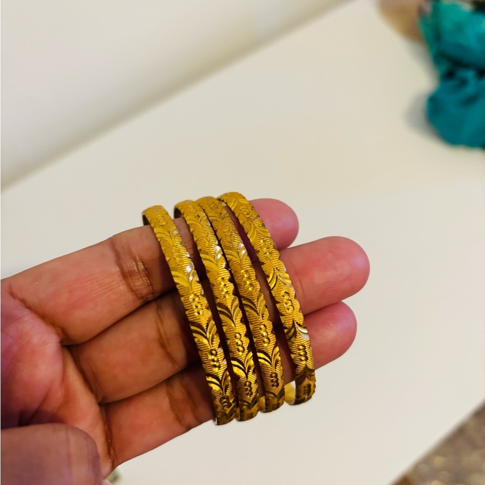 Elegant 4 Pc  Gold plated Bangle Set size 2.6